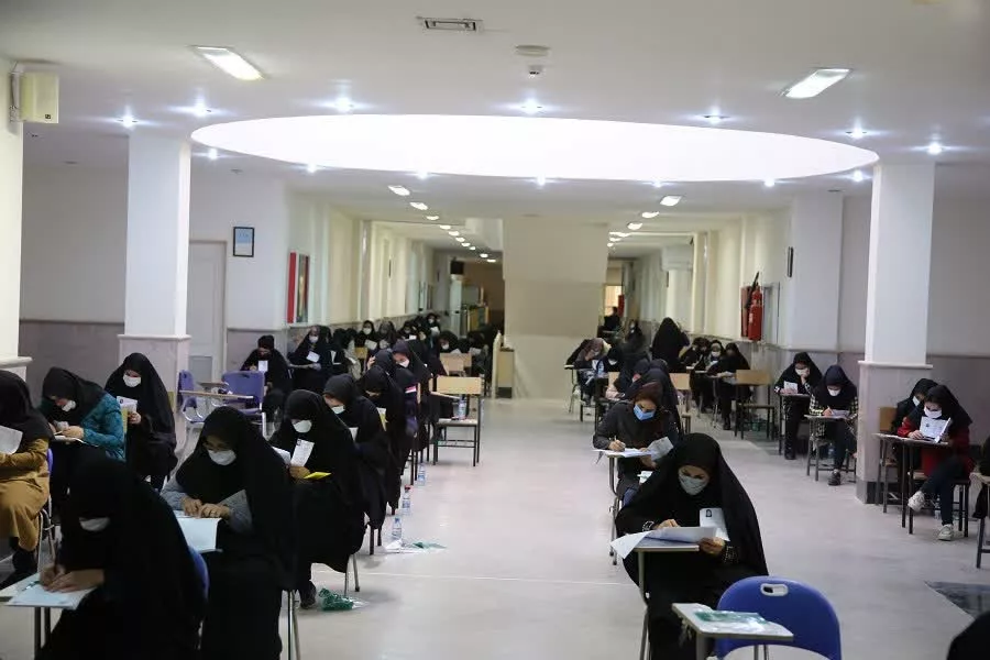 شرکت بیش از ۱۸۰۰ نفر در آزمون استخدامی آموزش و پرورش در رفسنجان
