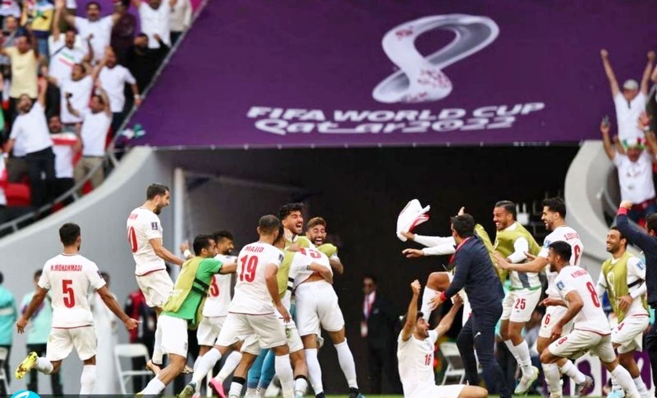 ورزش و جام جهانی بهانه است تا شادی را از مردم بگیرند