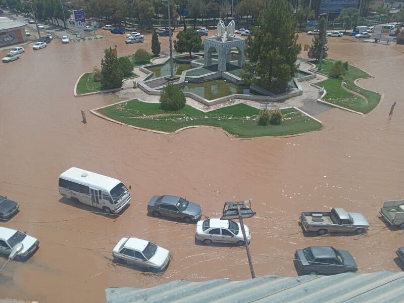 باز باران باز سیلاب در راه شهر رفسنجان است؟!