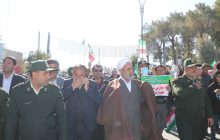 همه با حضور در راهپیمایی ۲۲ بهمن وجهه انقلابی‌گری خود را نشان دادند