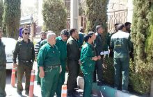 تجمع کارگران فضای سبز شهرداری رفسنجان مقابل فرمانداری