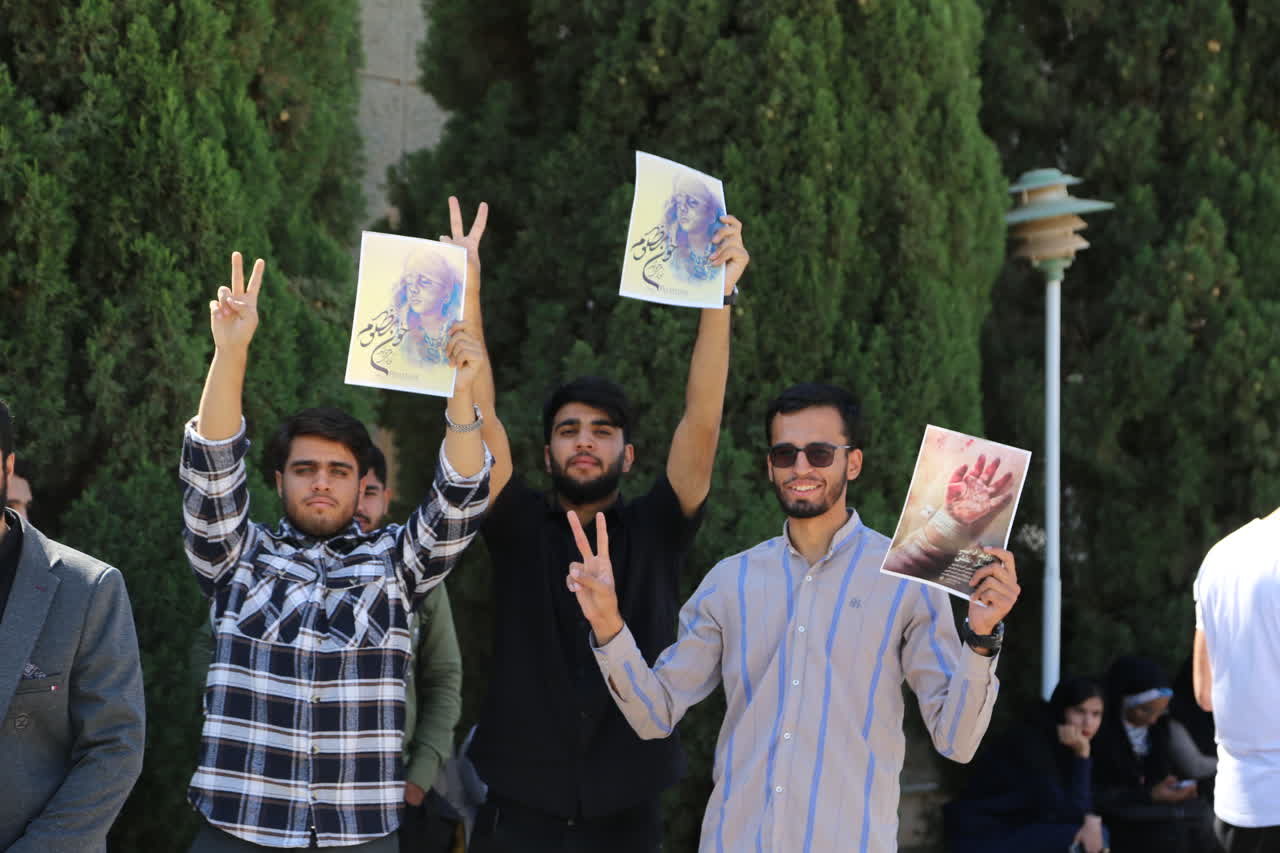 تجمع دانشگاهیان دانشگاه ولی‌عصر رفسنجان در محکومیت جنایات رژیم صهیونیستی در غزه