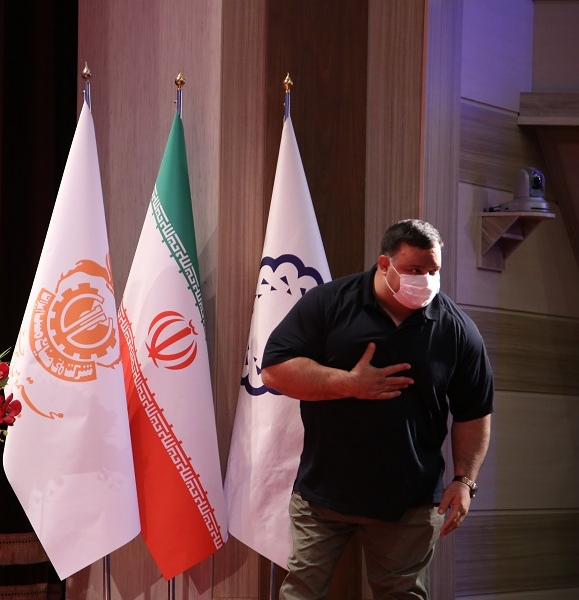 تجلیل از منصورپورمیرزایی نائب قهرمان جهان/ قهرمانی با افتخارات جهانی