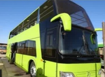 اتوبوس دو طبقه گردشگری وارد ناوگان حمل‌ونقل شهر رفسنجان شد