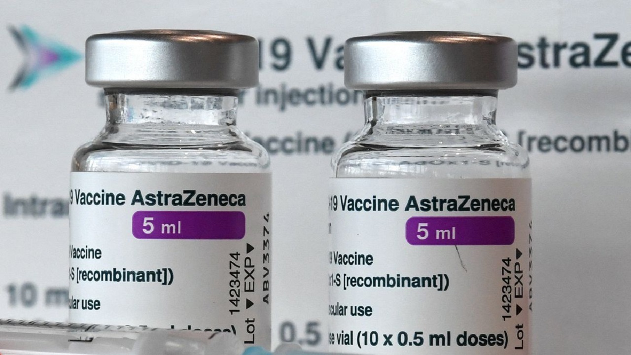 از شنبه ۱۳ آذرماه تا اطلاع ثانوی واکسن آسترازنکا در رفسنجان تزریق نمی‌شود