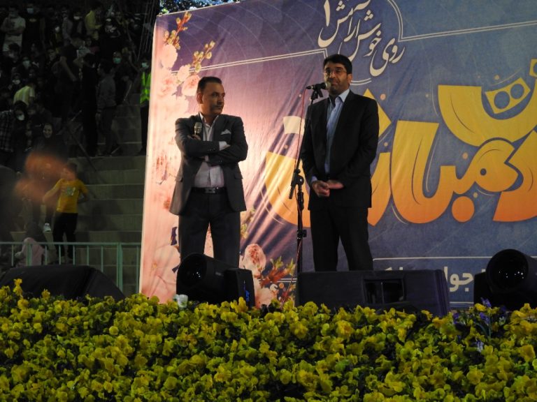 شهرداری رفسنجان به انتقاد رسانه‌ها سیاسی نگاه نکند/دید سیاسی مشکلی از مشکلات مردم حل نخواهد کرد