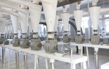 بومی‌سازی تجهیزات و ماشین‌آلات مورد نیاز کارخانه آرد رفسنجان/تأمین آرد مصرفی بعضی از شهرهای استان کرمان