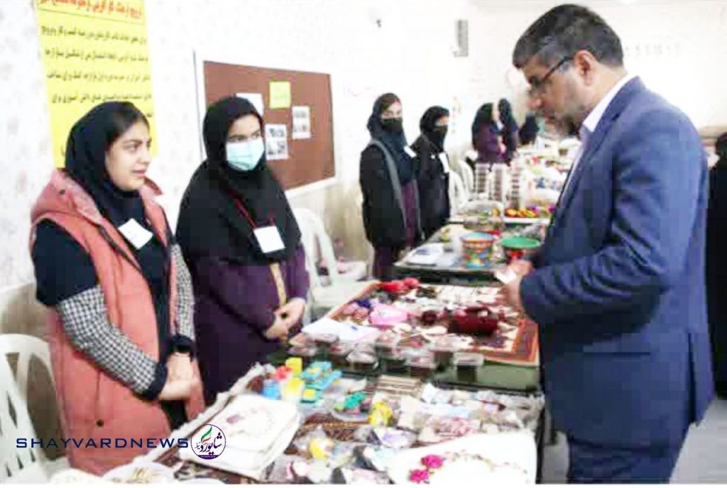 افتتاح نمایشگاه مرکزی جشنواره نوجوان خوارزمی در رفسنجان