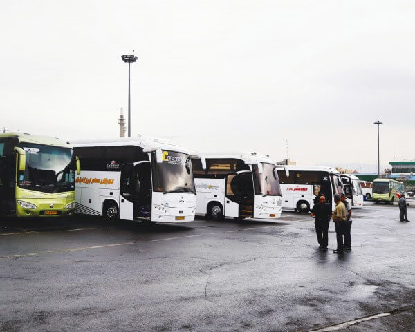 تعاونی‌های میدان شهدا رفسنجان به پایانه مسافربری منتقل می‌شوند